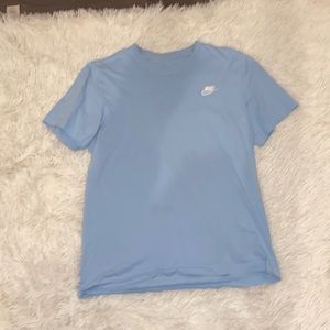 Nike t-shirt womens